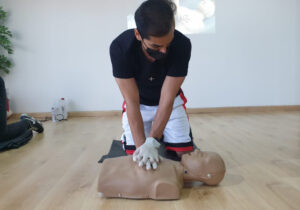 what is the difference between cpr and first aid