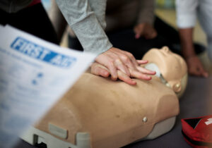 How to Choose the Best First Aid Certification Course