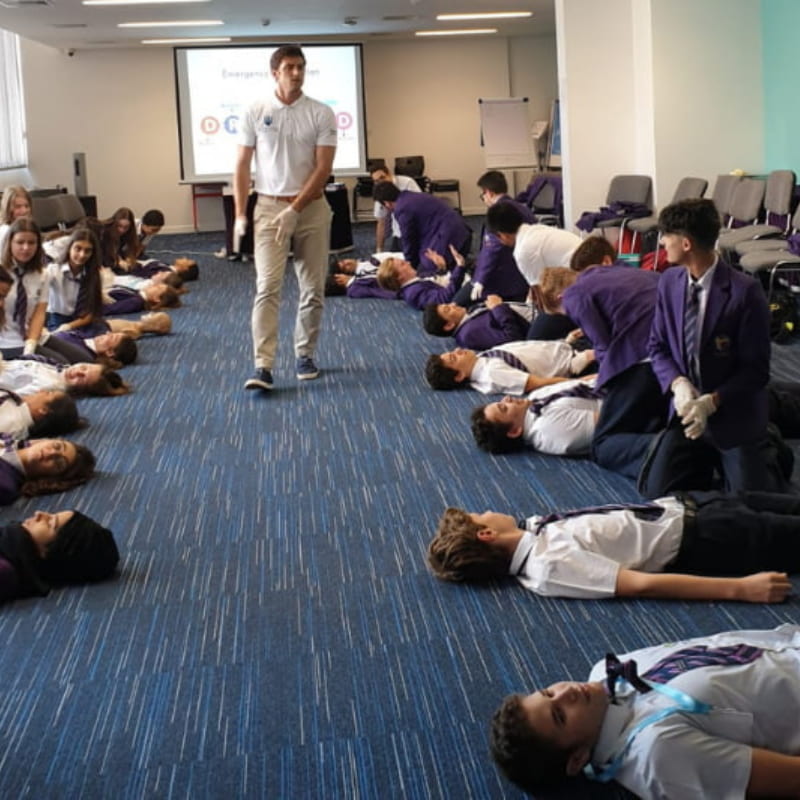 first aid training for students in uae