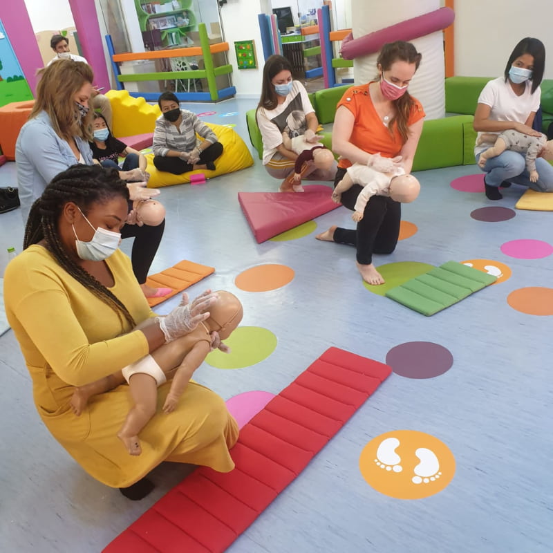 pediatric first aid training for nurseries in dubai and uae
