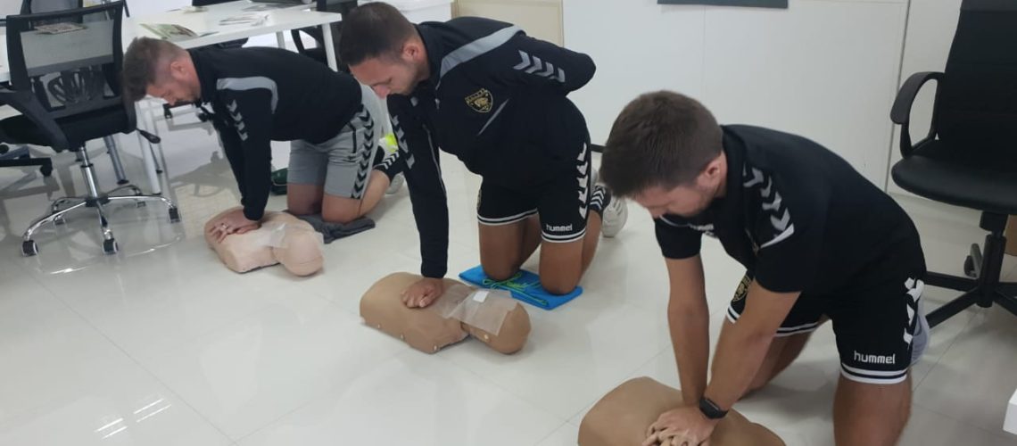 safety first: enhancing gym experiences with first aid training
